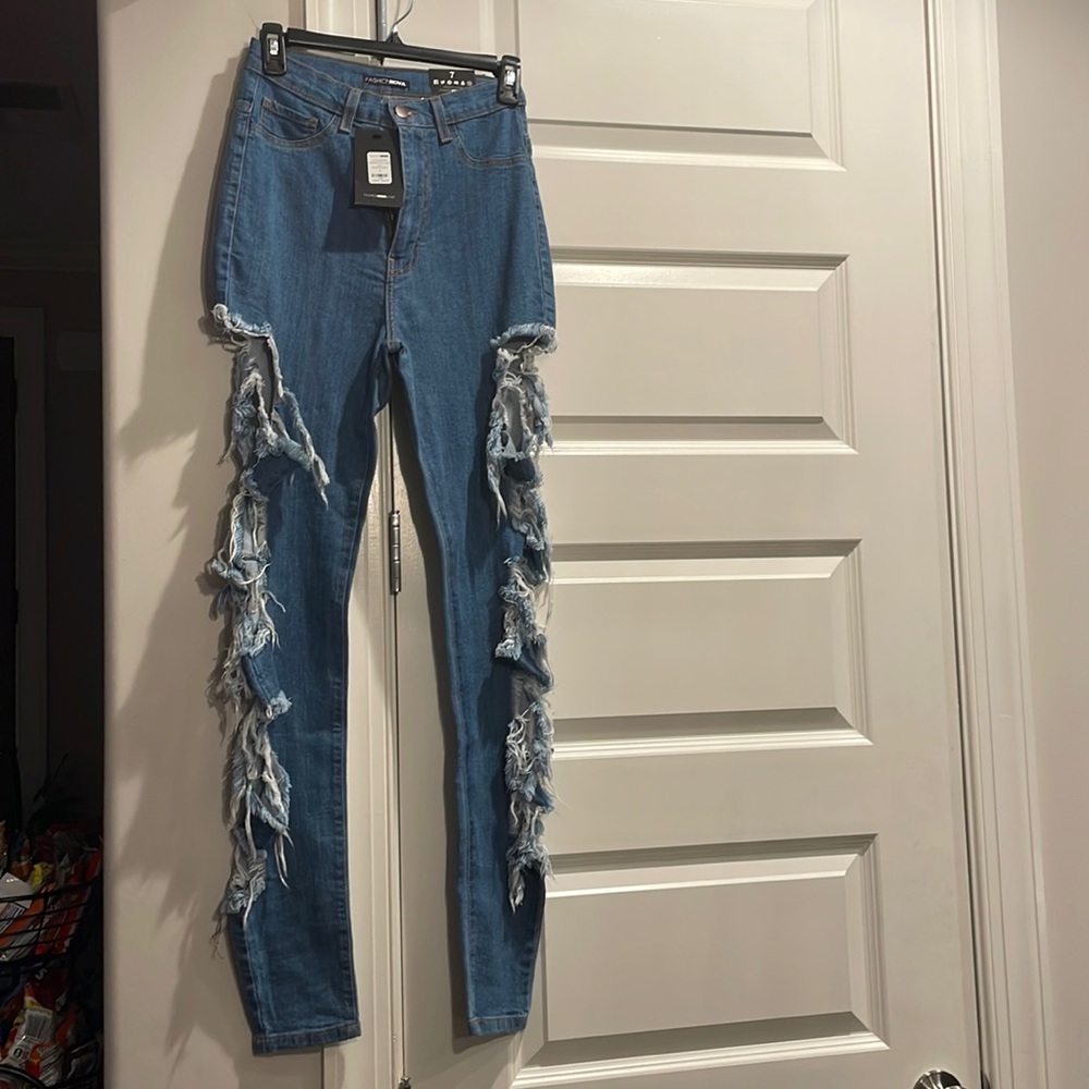 Fashion Nova side ripped jeans